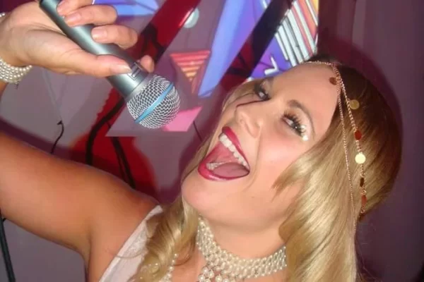 306854_b905069930c442d2adefb279e5f0b779~mv2